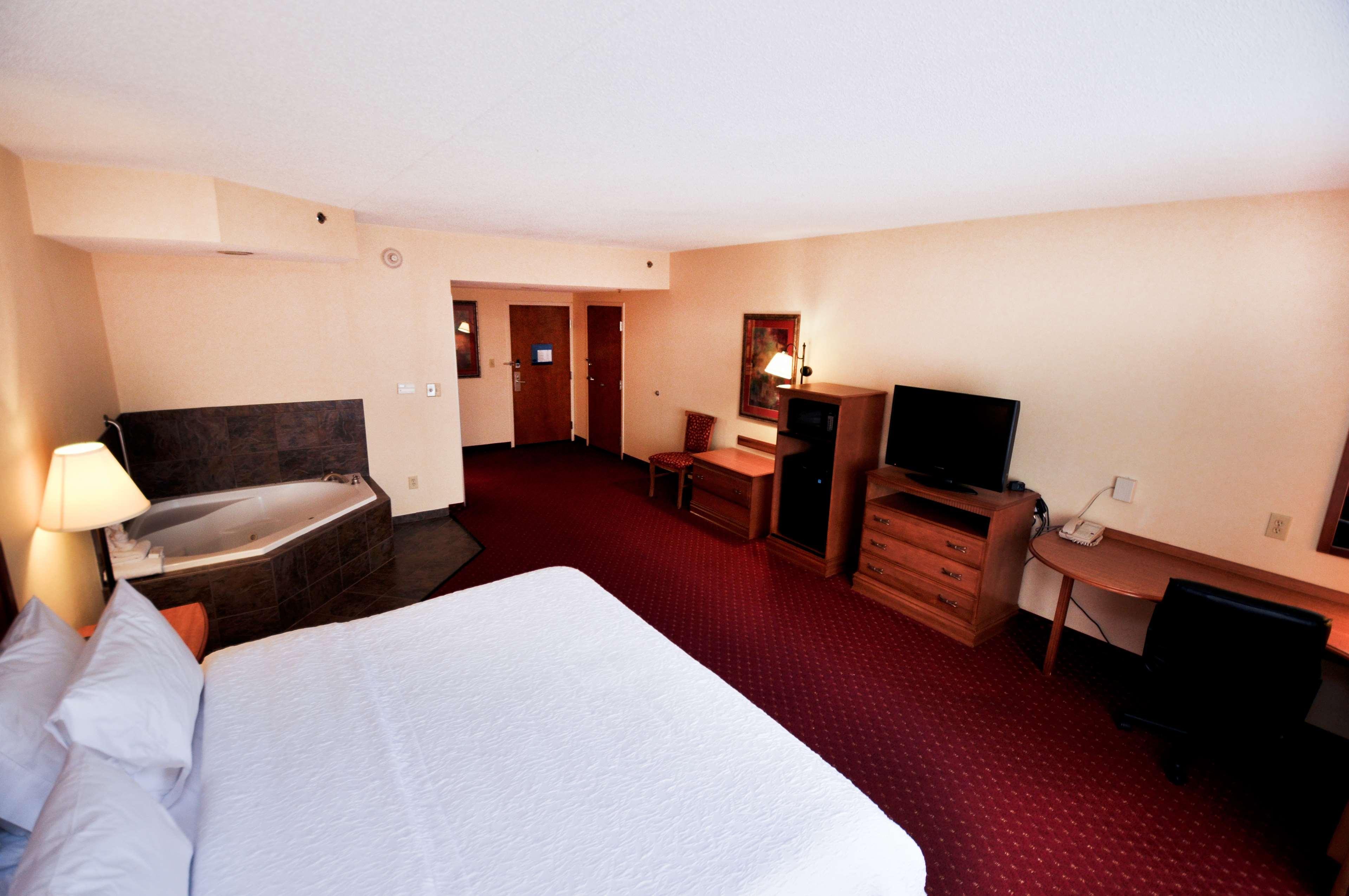 Hampton Inn & Suites Louisville East Dış mekan fotoğraf