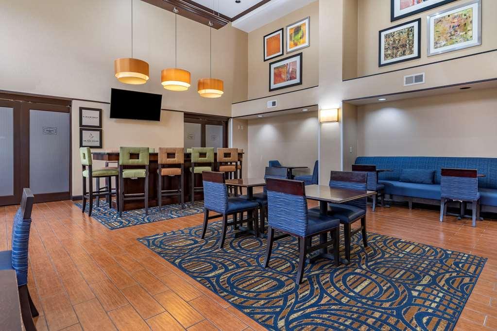 Hampton Inn & Suites Louisville East Dış mekan fotoğraf